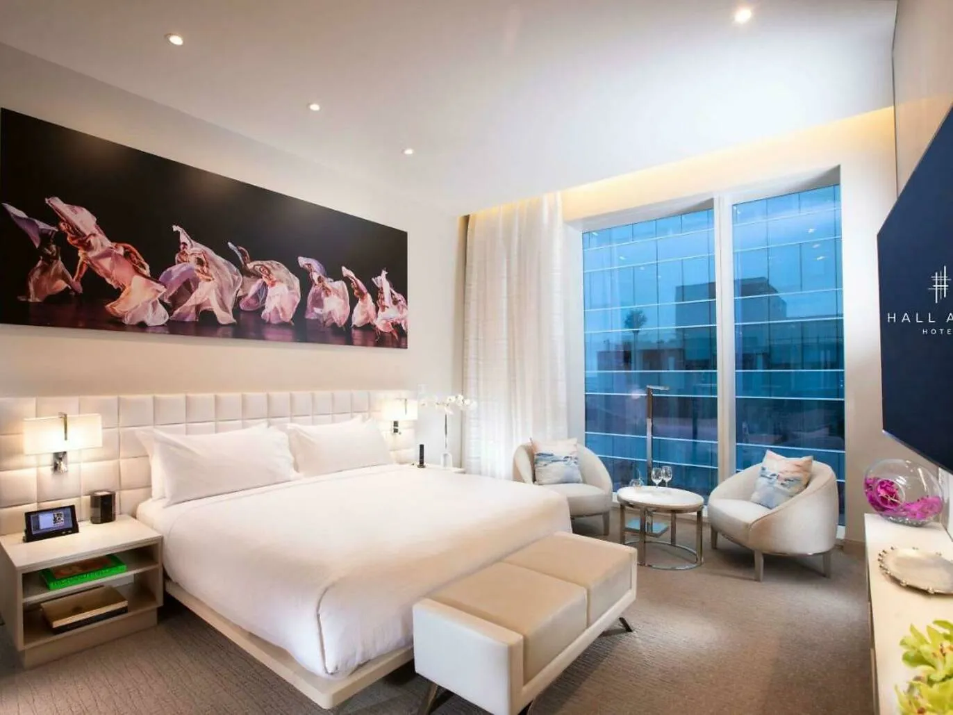 3255 hotel crescent court romantic