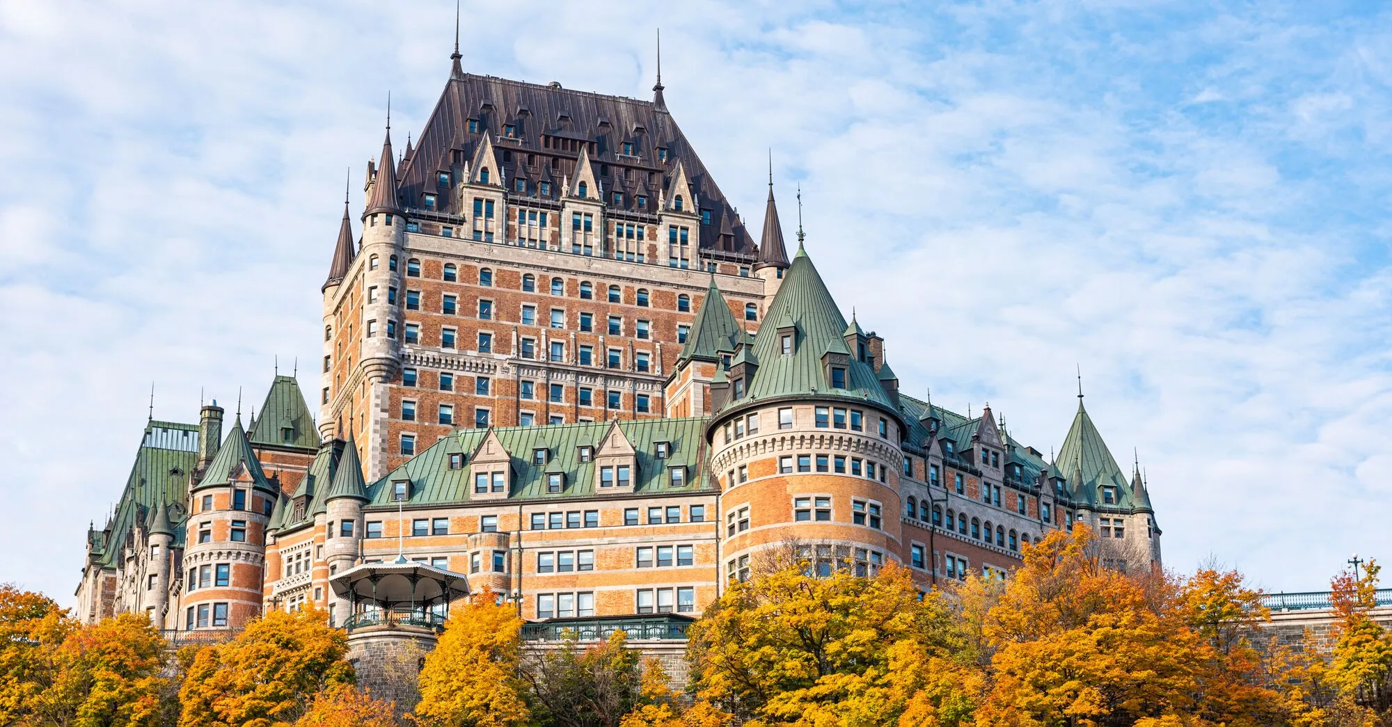 3285 honeymoon ski resort spa